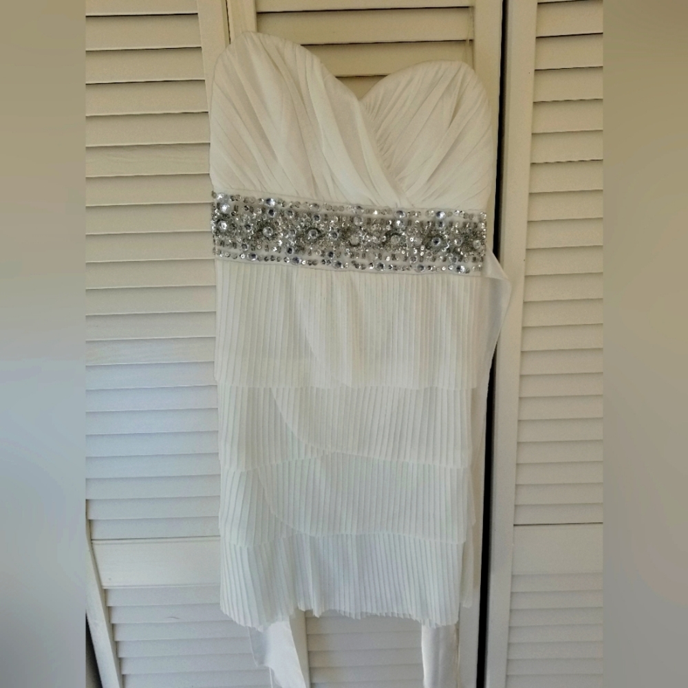 White cocktail dress with beading size 3
